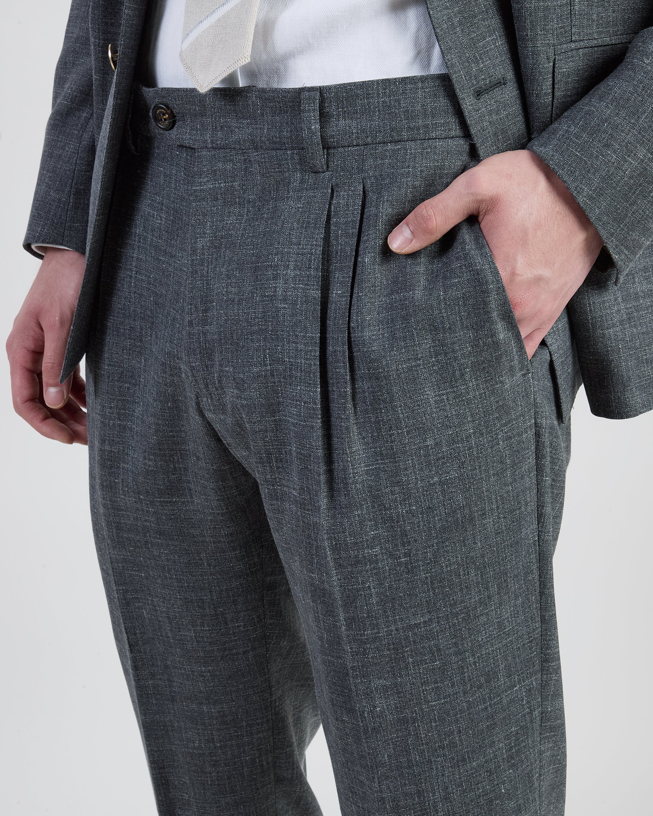 Abito Doppiopetto Slim Fit in Lana Seta e Lino da Uomo - Image 4
