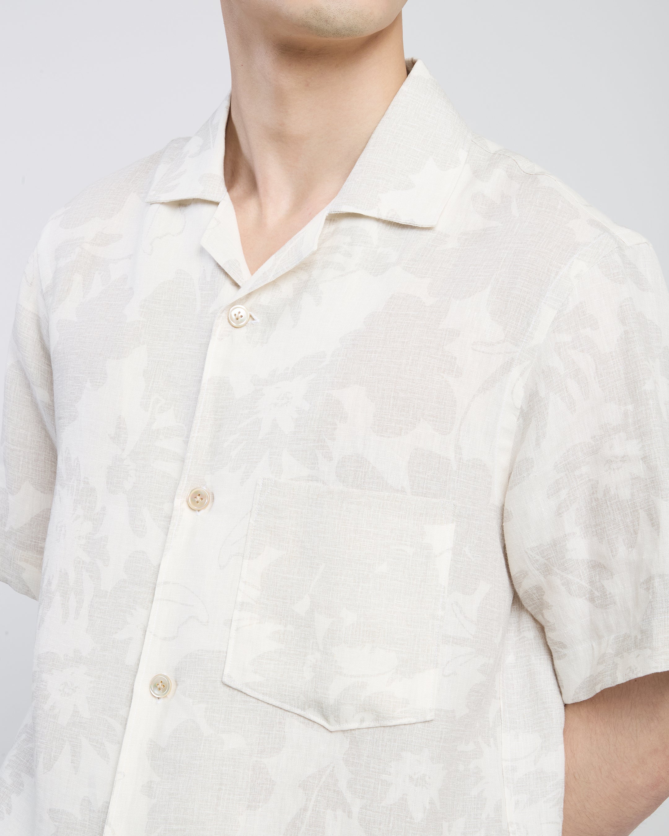 Camicia in Lino a Manica Corta con Collo Bowling - Image 3