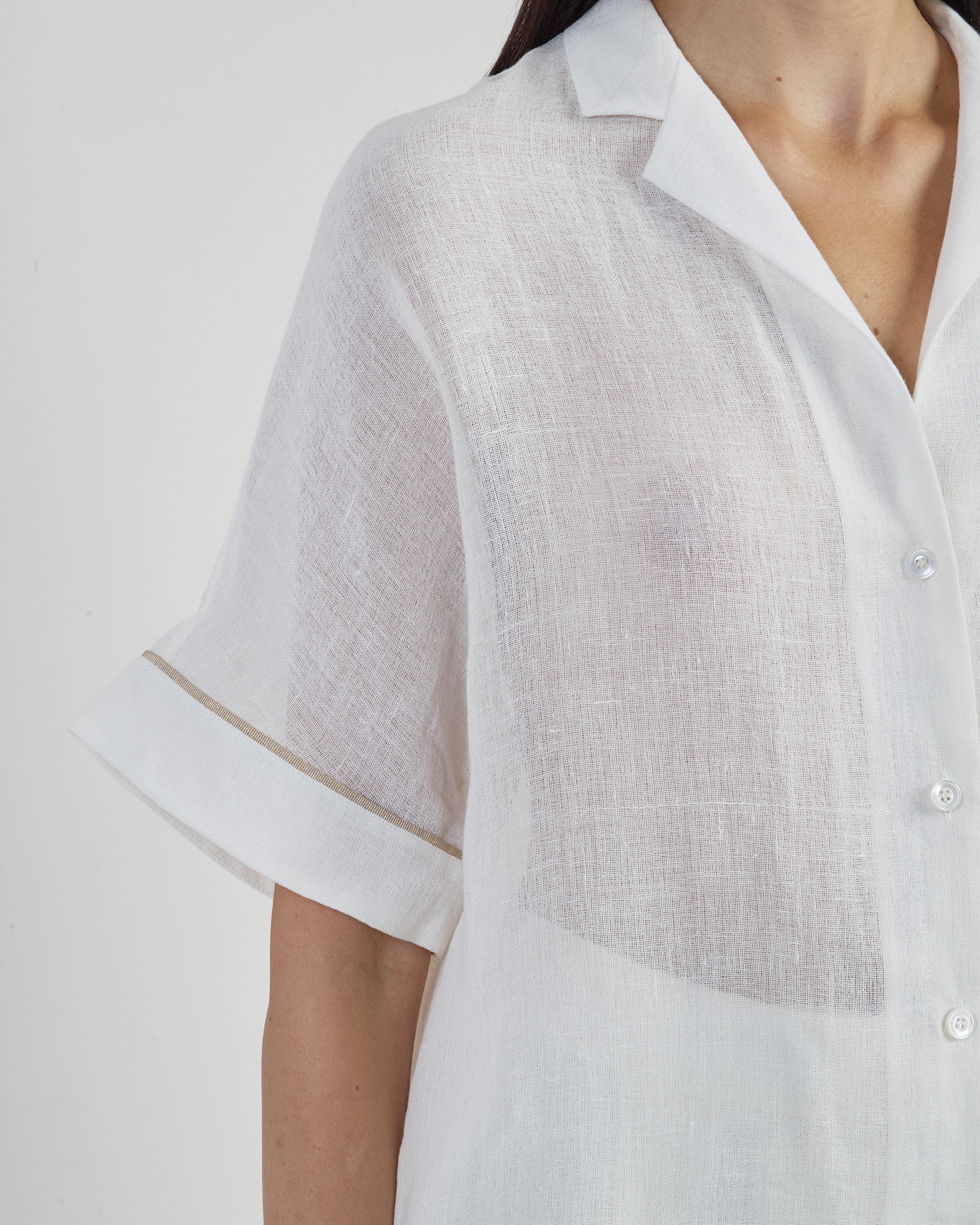 Camicia in Lino Garzato a Manica Corta da Donna - Image 3