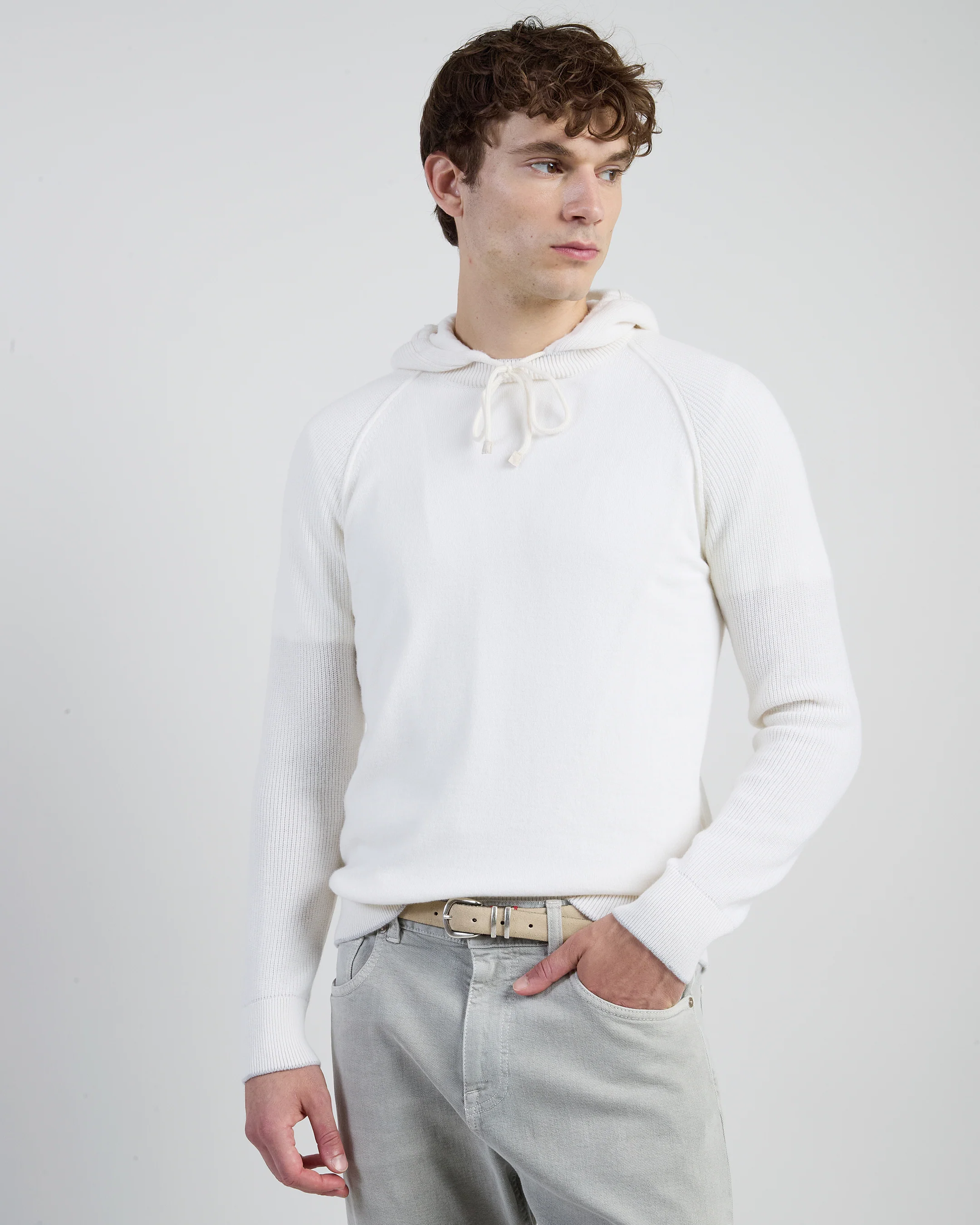 Maglia con Cappuccio in Cashmere e Costa Inglese