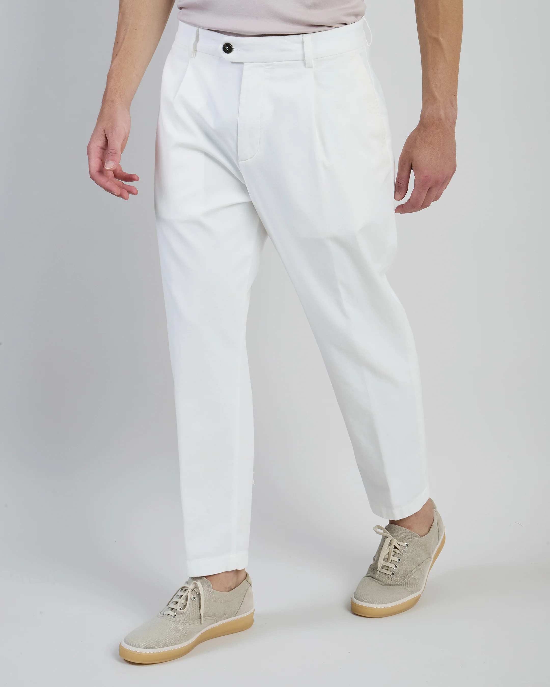 Pantaloni in Cotone Elasticizzato con Pinces da Uomo