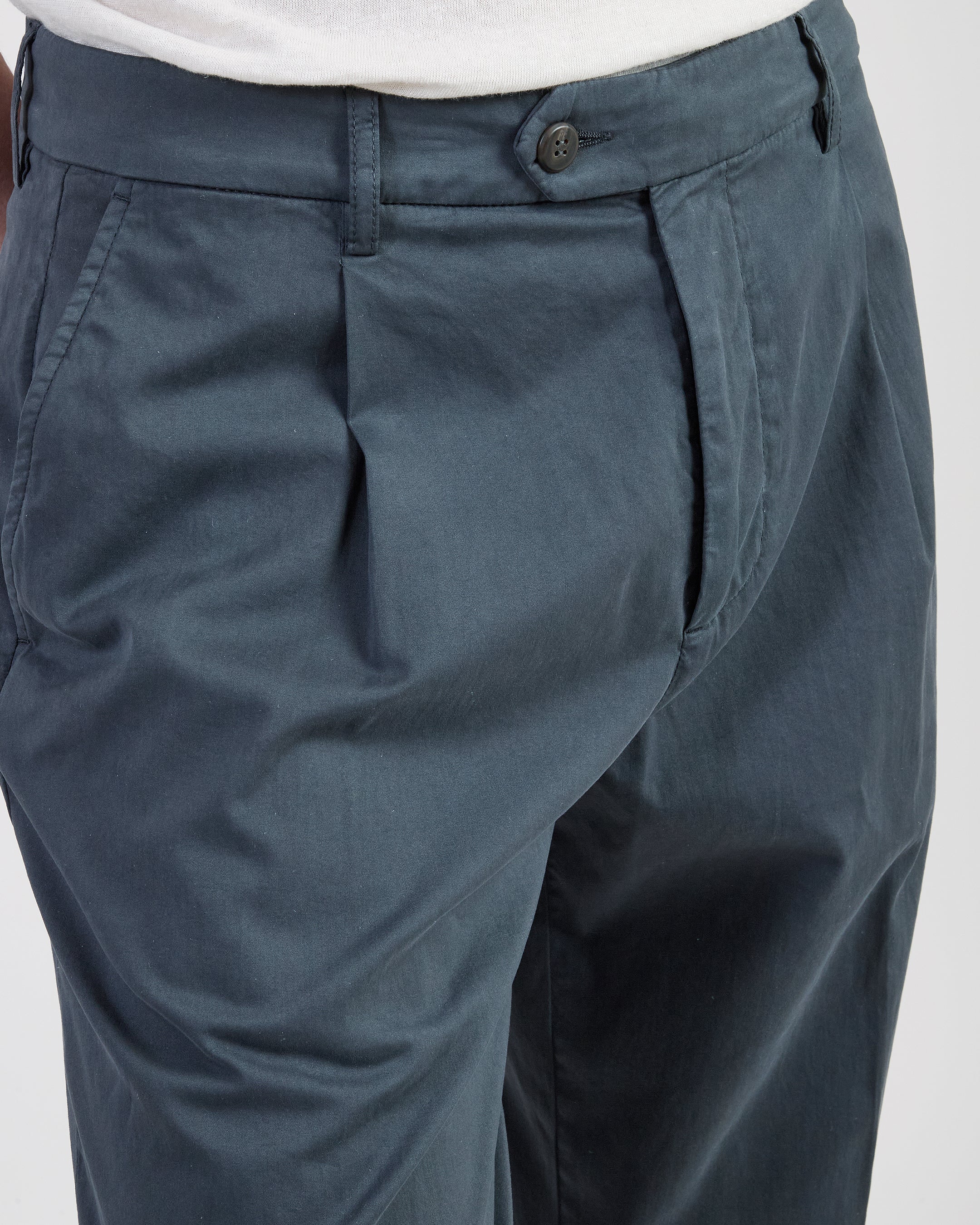 Pantalone Uomo in Cotone e Seta con Pinces - Image 3