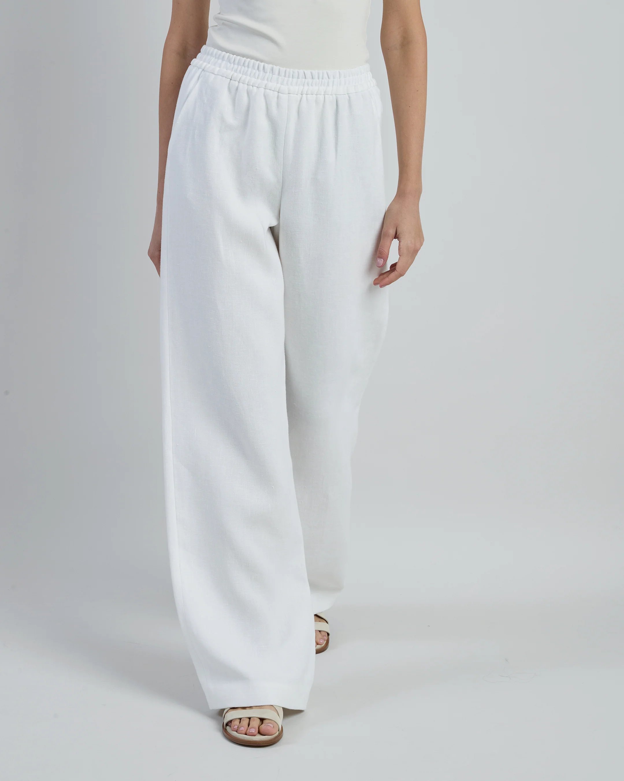 Pantalone in lino con elastico e coulisse da donna