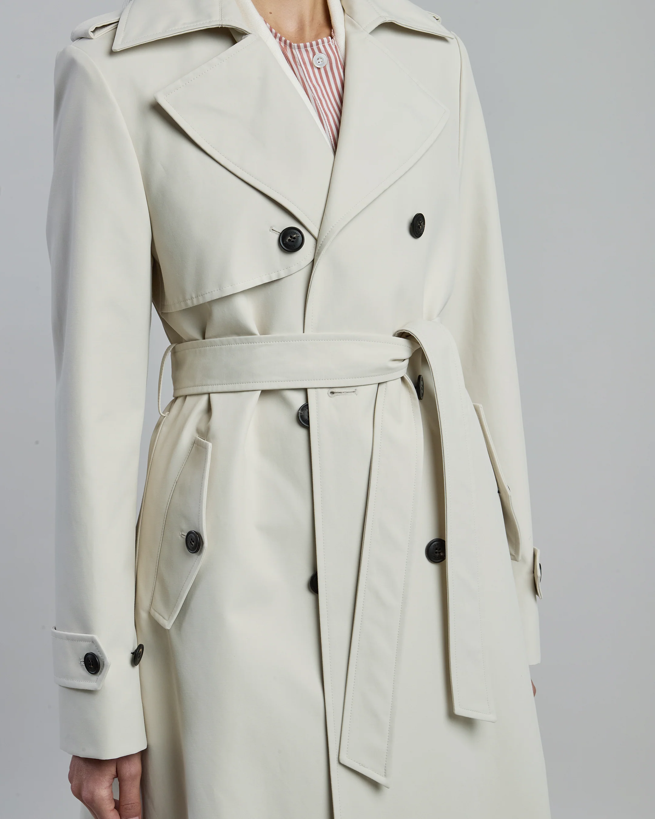 Trench lungo in cotone antigoccia da donna - Image 3